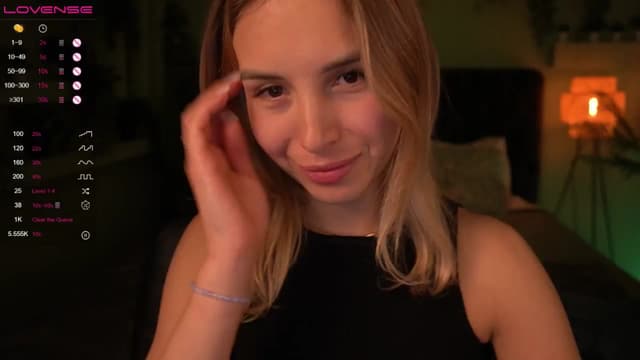 Gallery image thumbnail from Tilli's myfreecams stream on, 04/18/2024, 13:00 image 1 of 20
