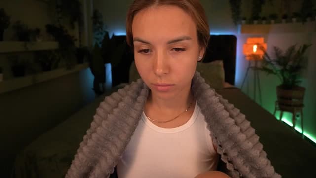 Gallery image thumbnail from Tilli's myfreecams stream on, 04/19/2024, 09:10 image 5 of 20
