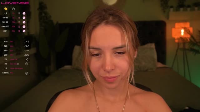 Gallery image thumbnail from Tilli's myfreecams stream on, 04/25/2024, 08:52 image 3 of 20