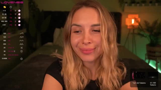 Gallery image thumbnail from Tilli's myfreecams stream on, 04/25/2024, 12:48 image 12 of 20