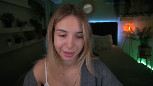 Gallery image thumbnail from Tilli's myfreecams stream on, 04/29/2024, 06:39 image 9 of 20