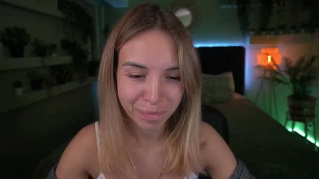 Gallery image thumbnail from Tilli's myfreecams stream on, 04/29/2024, 06:39 image 6 of 20