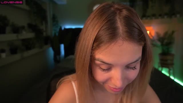 Gallery image thumbnail from Tilli's myfreecams stream on, 04/29/2024, 08:33 image 4 of 20