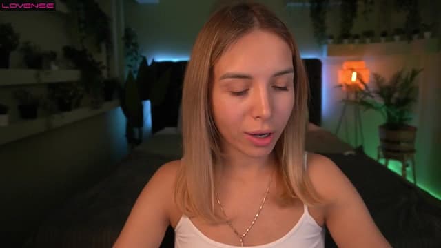 Gallery image thumbnail from Tilli's myfreecams stream on, 04/29/2024, 08:33 image 9 of 20