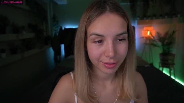 Gallery image thumbnail from Tilli's myfreecams stream on, 04/29/2024, 08:33 image 1 of 20