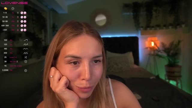 Gallery image thumbnail from Tilli's myfreecams stream on, 04/29/2024, 10:19 image 13 of 20