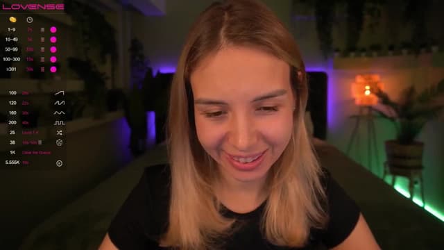 Gallery image thumbnail from Tilli's myfreecams stream on, 05/01/2024, 07:48 image 10 of 20