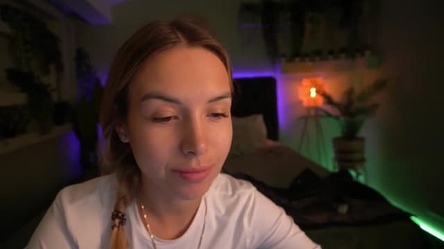 Gallery image thumbnail from Tilli's myfreecams stream on, 05/02/2024, 06:06 image 1 of 20