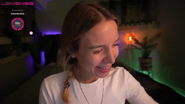 Gallery image thumbnail from Tilli's myfreecams stream on, 05/02/2024, 06:06 image 19 of 20