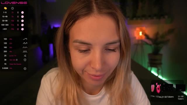 Gallery image thumbnail from Tilli's myfreecams stream on, 05/02/2024, 08:12 image 18 of 20