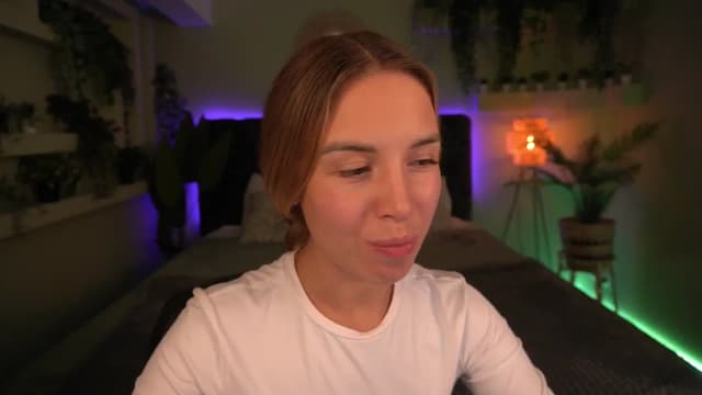 Gallery image thumbnail from Tilli's myfreecams stream on, 05/02/2024, 09:59 image 6 of 20