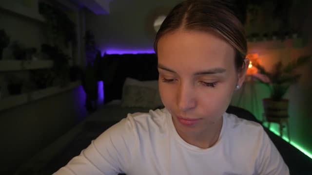Gallery image thumbnail from Tilli's myfreecams stream on, 05/02/2024, 11:53 image 1 of 20