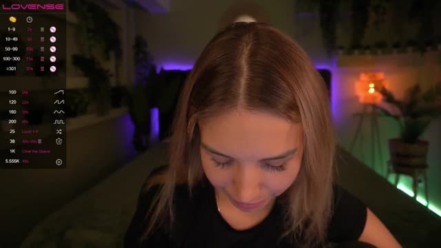 Gallery image thumbnail from Tilli's myfreecams stream on, 05/03/2024, 09:36 image 15 of 20