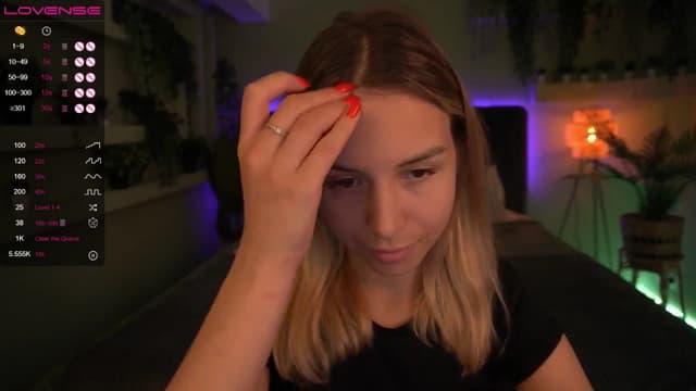 Gallery image thumbnail from Tilli's myfreecams stream on, 05/04/2024, 09:29 image 16 of 20
