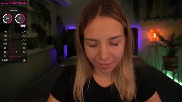 Gallery image thumbnail from Tilli's myfreecams stream on, 05/04/2024, 09:29 image 2 of 20