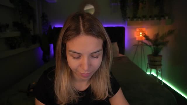 Gallery image thumbnail from Tilli's myfreecams stream on, 05/07/2024, 06:07 image 10 of 20