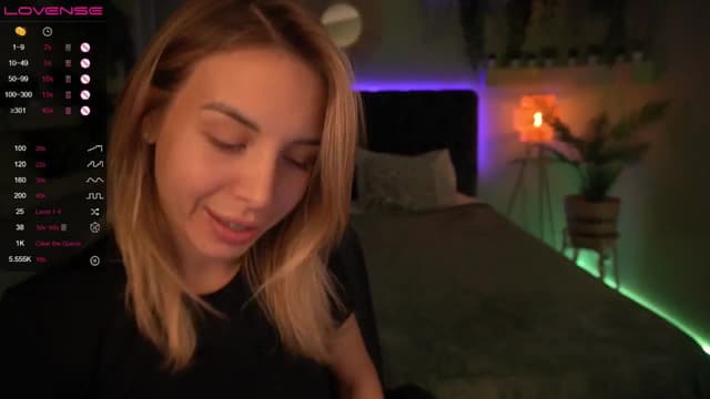 Gallery image thumbnail from Tilli's myfreecams stream on, 05/07/2024, 07:01 image 18 of 20