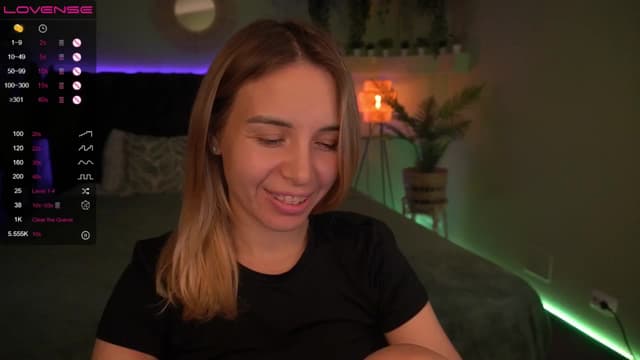 Gallery image thumbnail from Tilli's myfreecams stream on, 05/07/2024, 08:38 image 17 of 20