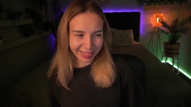 Gallery image thumbnail from Tilli's myfreecams stream on, 05/09/2024, 06:46 image 9 of 20