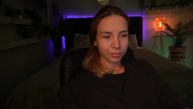 Gallery image thumbnail from Tilli's myfreecams stream on, 05/09/2024, 09:07 image 16 of 20