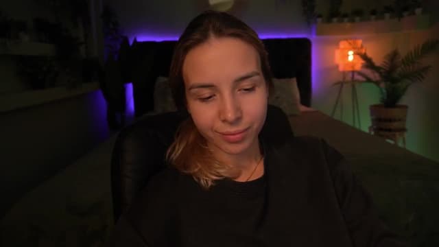 Gallery image thumbnail from Tilli's myfreecams stream on, 05/09/2024, 09:07 image 17 of 20