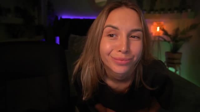 Gallery image thumbnail from Tilli's myfreecams stream on, 05/09/2024, 09:07 image 5 of 20