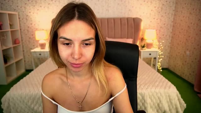 Gallery image thumbnail from Tilli's myfreecams stream on, 05/11/2024, 06:52 image 6 of 20