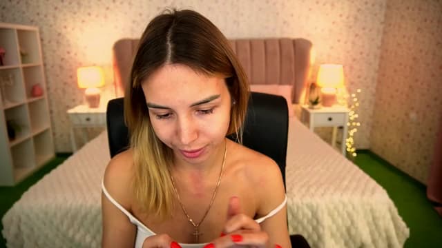 Gallery image thumbnail from Tilli's myfreecams stream on, 05/11/2024, 06:52 image 13 of 20
