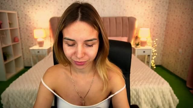 Gallery image thumbnail from Tilli's myfreecams stream on, 05/11/2024, 06:52 image 8 of 20
