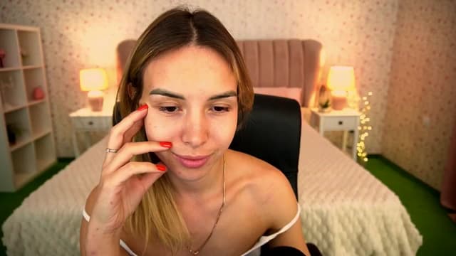 Gallery image thumbnail from Tilli's myfreecams stream on, 05/11/2024, 06:52 image 9 of 20