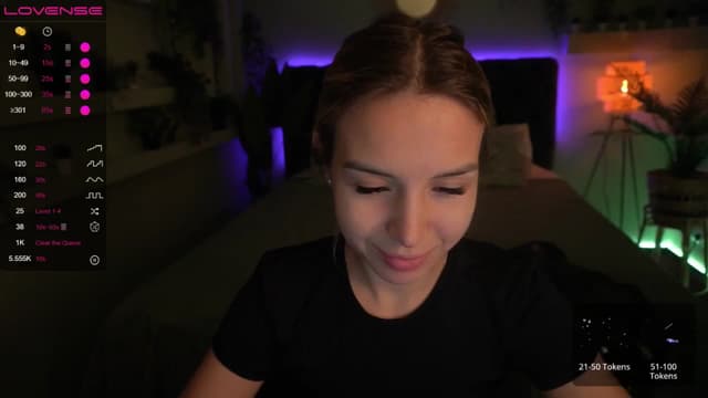 Gallery image thumbnail from Tilli's myfreecams stream on, 05/13/2024, 07:17 image 2 of 20
