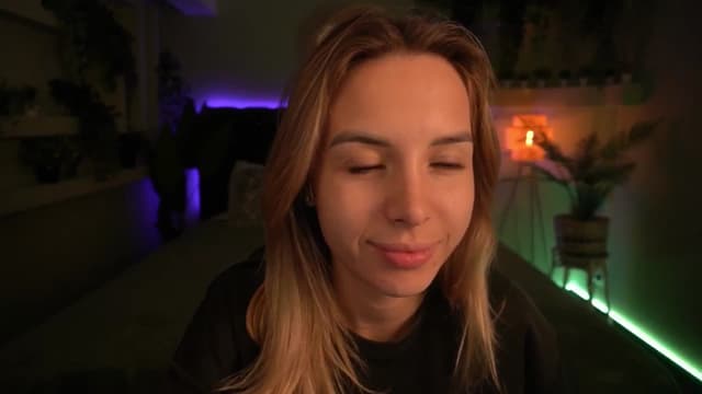 Gallery image thumbnail from Tilli's myfreecams stream on, 05/14/2024, 06:43 image 2 of 20