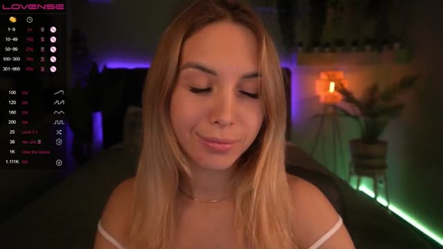 Gallery image thumbnail from Tilli's myfreecams stream on, 05/15/2024, 09:12 image 12 of 20