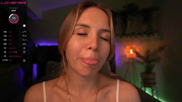 Gallery image thumbnail from Tilli's myfreecams stream on, 05/15/2024, 11:39 image 11 of 20