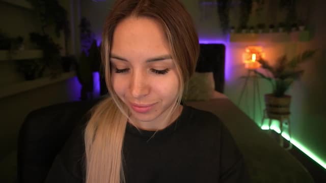 Gallery image thumbnail from Tilli's myfreecams stream on, 05/18/2024, 07:07 image 7 of 20