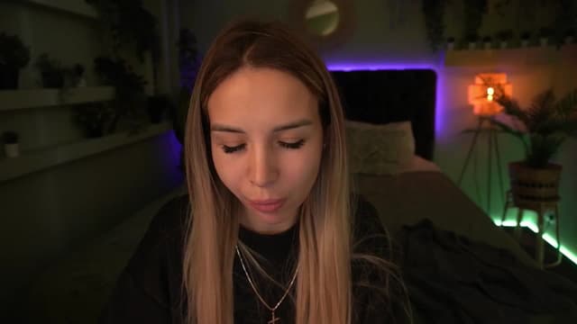Gallery image thumbnail from Tilli's myfreecams stream on, 05/20/2024, 07:17 image 16 of 20