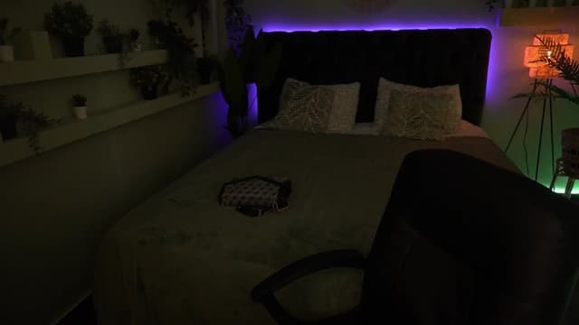Gallery image thumbnail from Tilli's myfreecams stream on, 05/20/2024, 07:17 image 4 of 20