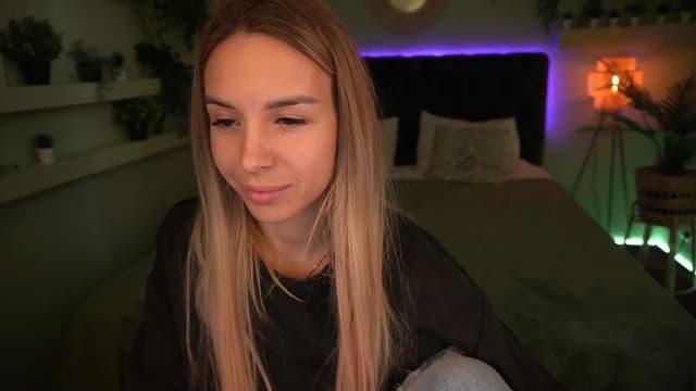 Gallery image thumbnail from Tilli's myfreecams stream on, 05/20/2024, 08:33 image 18 of 20