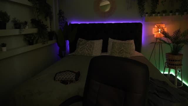 Gallery image thumbnail from Tilli's myfreecams stream on, 05/20/2024, 08:33 image 4 of 20
