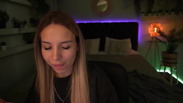 Gallery image thumbnail from Tilli's myfreecams stream on, 05/20/2024, 08:33 image 3 of 20