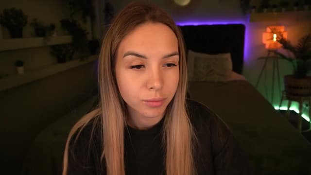 Gallery image thumbnail from Tilli's myfreecams stream on, 05/20/2024, 11:11 image 2 of 20