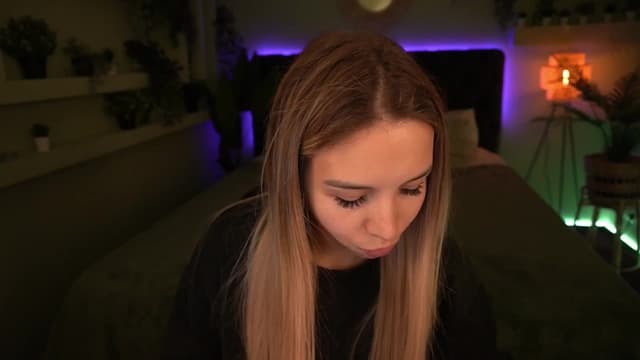 Gallery image thumbnail from Tilli's myfreecams stream on, 05/20/2024, 11:11 image 16 of 20
