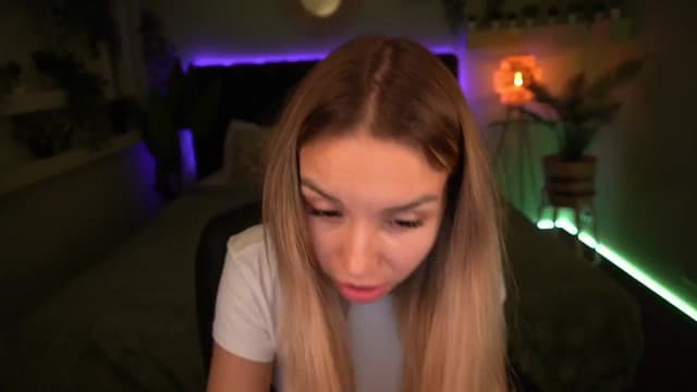 Gallery image thumbnail from Tilli's myfreecams stream on, 05/21/2024, 08:41 image 7 of 20