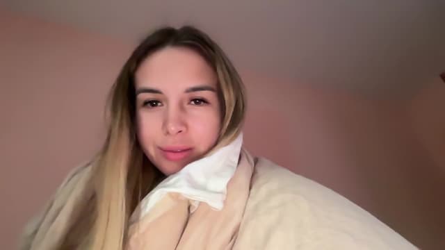 Gallery image thumbnail from Tilli's myfreecams stream on, 05/22/2024, 05:56 image 4 of 20