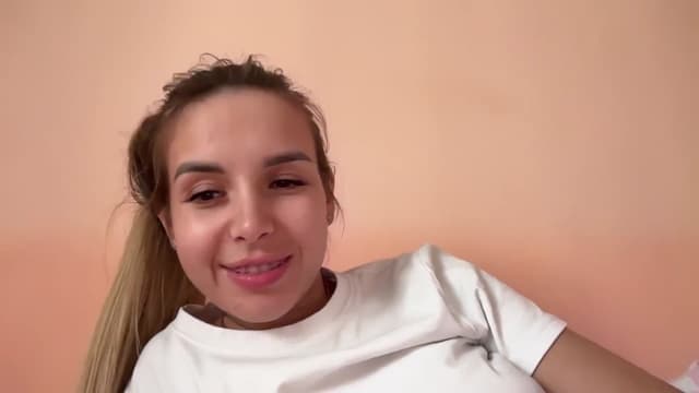 Gallery image thumbnail from Tilli's myfreecams stream on, 05/22/2024, 14:13 image 2 of 20