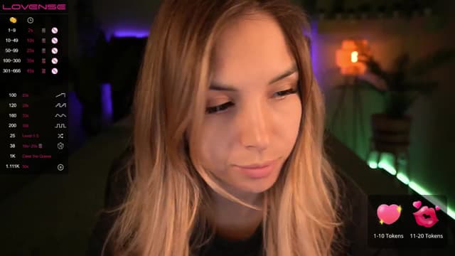Gallery image thumbnail from Tilli's myfreecams stream on, 05/23/2024, 11:25 image 1 of 20