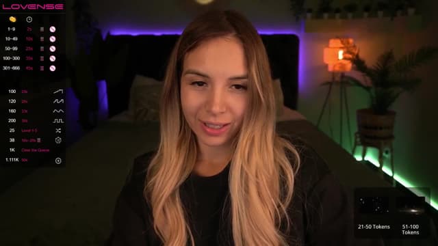 Gallery image thumbnail from Tilli's myfreecams stream on, 05/23/2024, 11:25 image 8 of 20