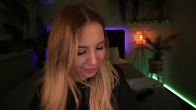 Gallery image thumbnail from Tilli's myfreecams stream on, 05/23/2024, 13:20 image 4 of 20