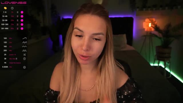 Gallery image thumbnail from Tilli's myfreecams stream on, 05/24/2024, 07:37 image 6 of 20