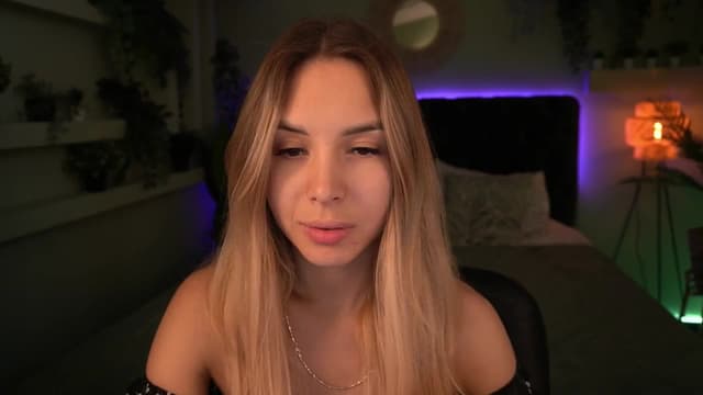 Gallery image thumbnail from Tilli's myfreecams stream on, 05/24/2024, 09:56 image 10 of 20